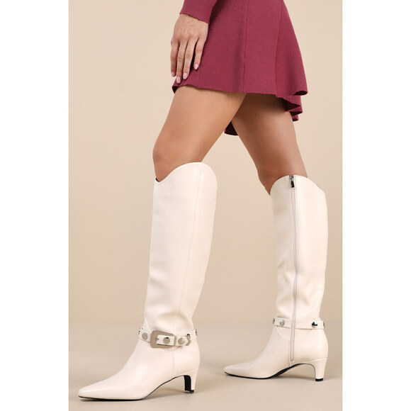 Lulus Shoes - Lulus Calgarie Bone Buckle Knee-high Boots White - Size 7.5